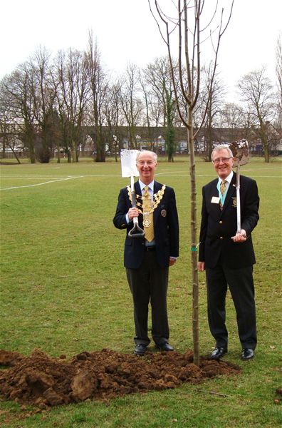 RIBI President David Fowler's Tree Planting 18th March 2010 - 