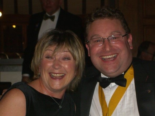 PRESIDENT'S NIGHT 2011 - Rtn James Eisen and Ms Tricia King.