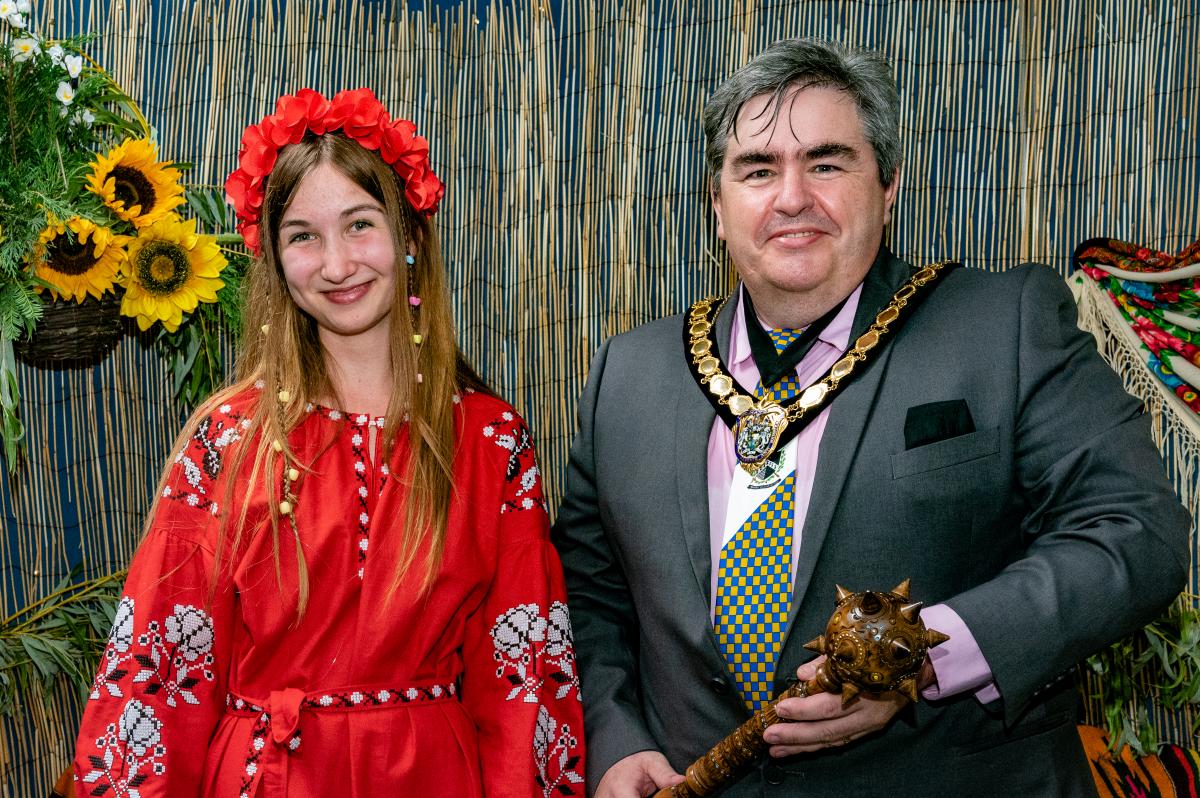 Ukraine Independence Day  :  24th September 2022 - The Mayor with translator on the day.