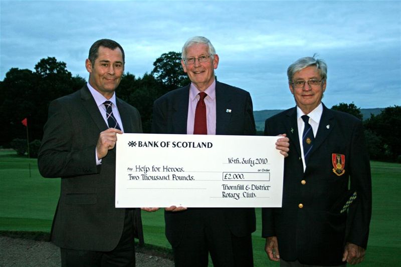 2010 AM AM Golf Raises £4500 for Charity - 