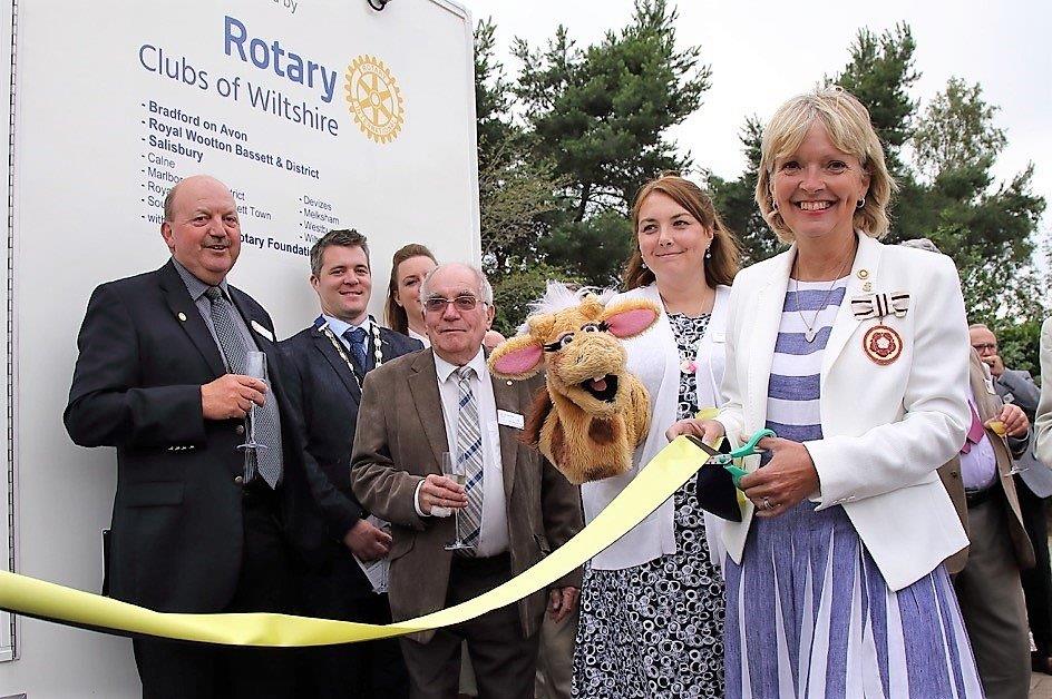New mobile classroom launch event - Deputy Lieutenant of Wiltshire, Nicky Allberry cutting the ribbon