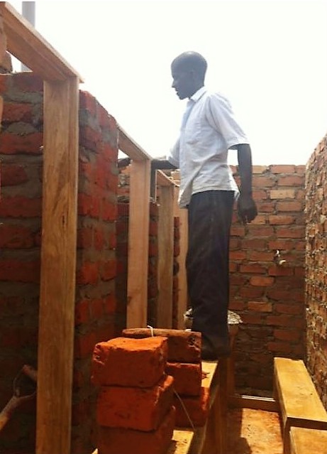Rotary Wickford funds a schools project in Uganda - 