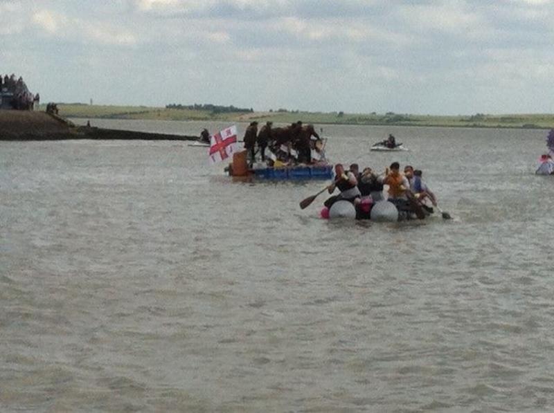 Raft Race 2015 - rr18