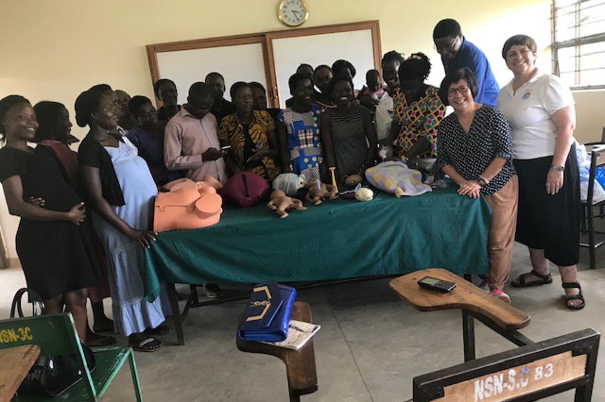 Ngora Freda Carr Hospital - October 2018 - the team with trainees